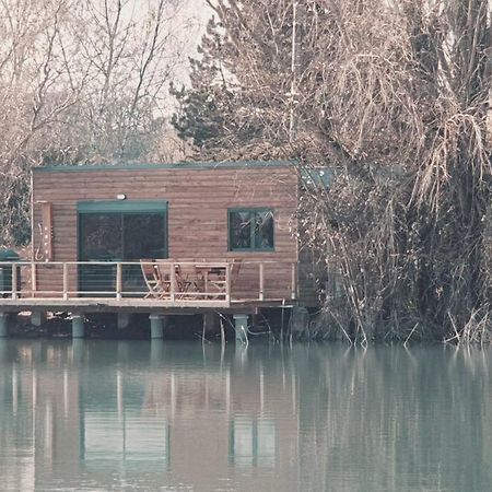 Chalet Les Pieds Dans L'Eau La Campagne A La Ville Saint-Doulchard Exterior foto